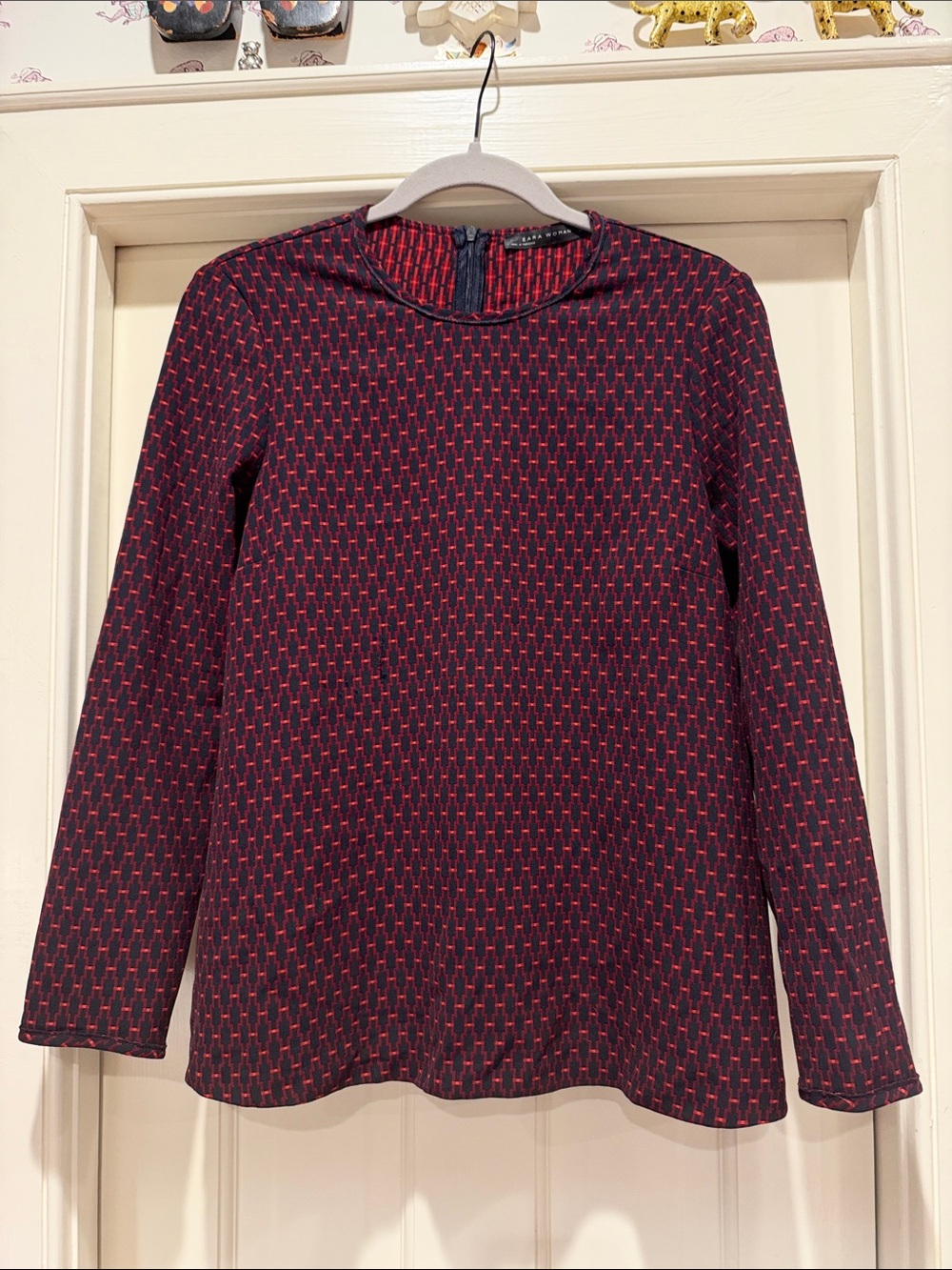 Zara Long Sleeve Geometric Knit Top - Red & Navy